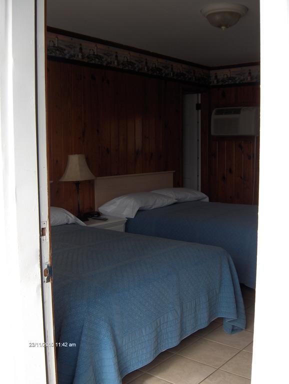 Seawitch Motel 캐롤라이나비치 객실 사진